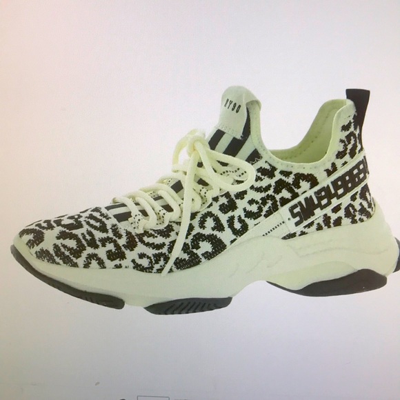 Steven Madden Maxima Sneaker - Picture 1 of 2